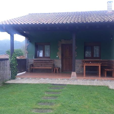 Coviellador Cangas De Onis Pensionat Exteriör bild
