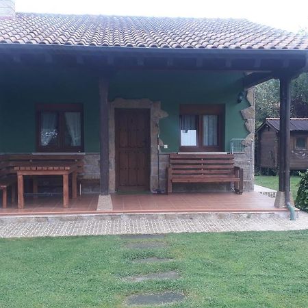 Coviellador Cangas De Onis Pensionat Exteriör bild