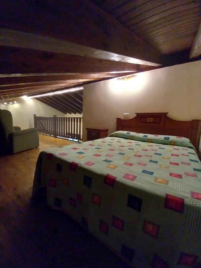 Coviellador Cangas De Onis Pensionat Exteriör bild